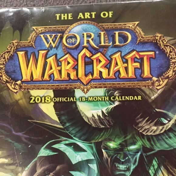 NWT World of Warcraft 2018 official 18th month calendar - Picture 3 of 6